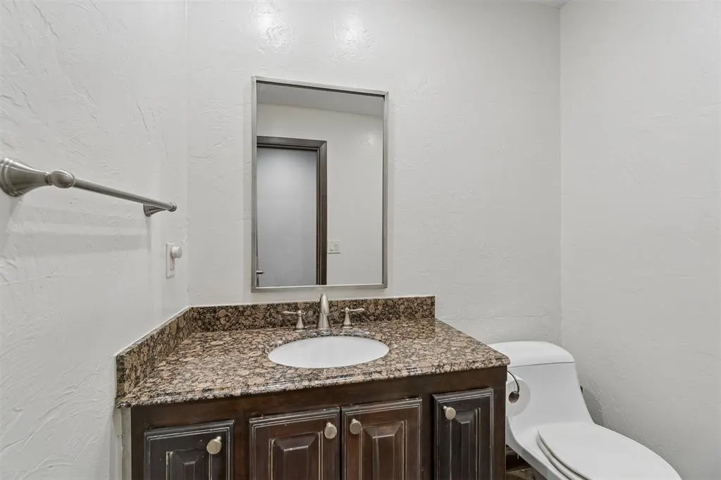 Photo 27 — 3225 Stonybrook Road, Oklahoma City, OK 73120