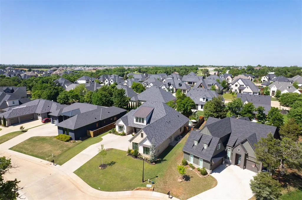 Photo 40 — 1325 Gateway Bridge Road, Edmond, OK 73034