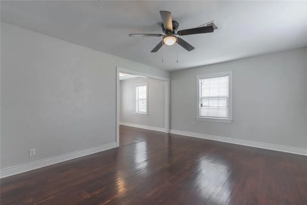 Photo 5 — 220 W Ercoupe Drive, Oklahoma City, OK 73110