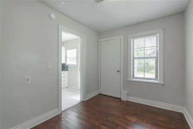 Photo 8 — 220 W Ercoupe Drive, Oklahoma City, OK 73110