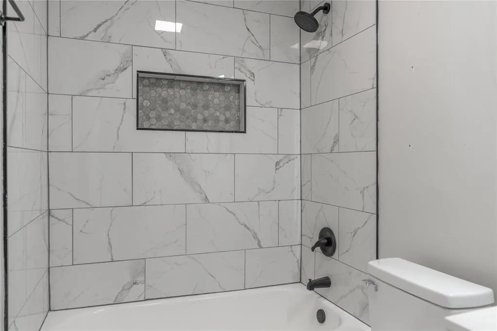 Photo 18 — 220 W Ercoupe Drive, Oklahoma City, OK 73110