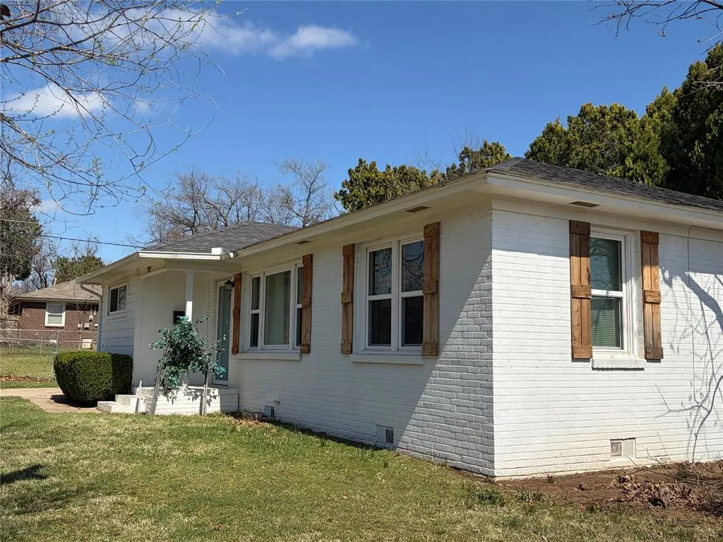 Photo 3 — 3929 NW 32nd Street, Oklahoma City, OK 73112