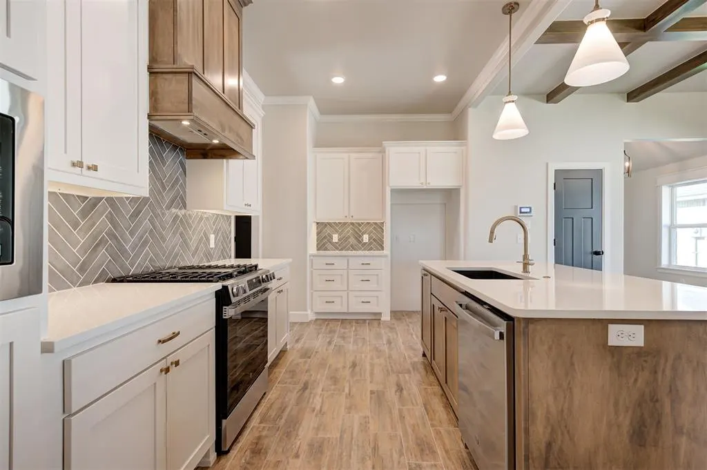 Photo 10 — 4825 Sundowner Lane, Edmond, OK 73034