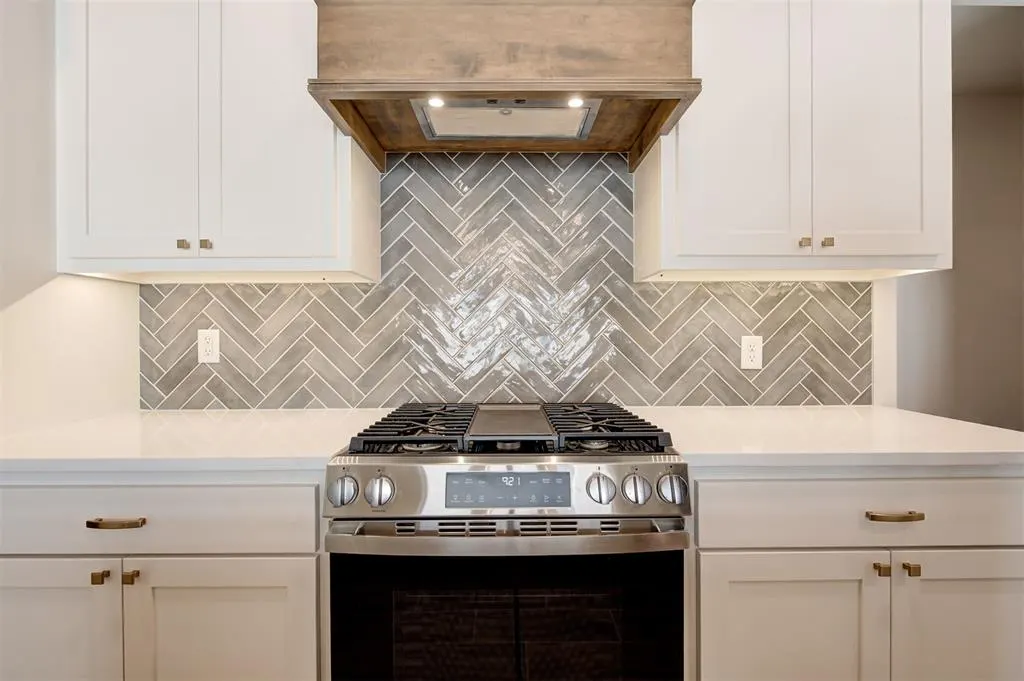 Photo 12 — 4825 Sundowner Lane, Edmond, OK 73034