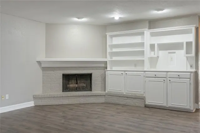 Photo 5 — 12304 Green Valley Drive, Oklahoma City, OK 73120