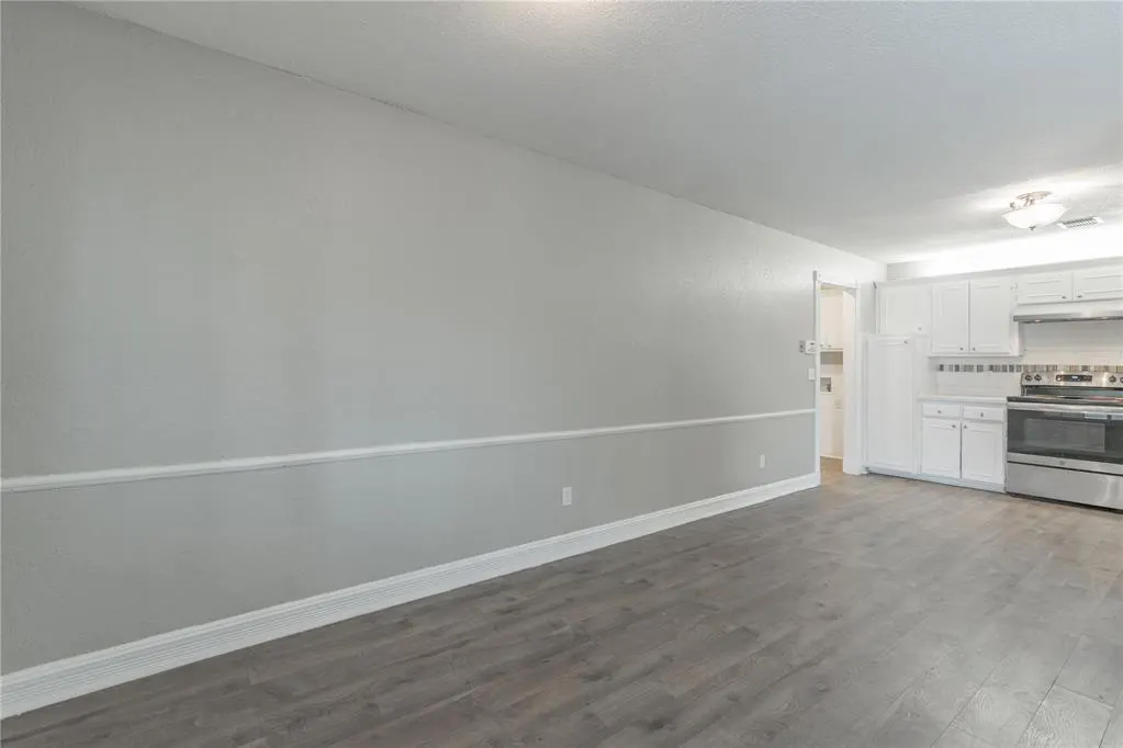 Photo 11 — 12304 Green Valley Drive, Oklahoma City, OK 73120