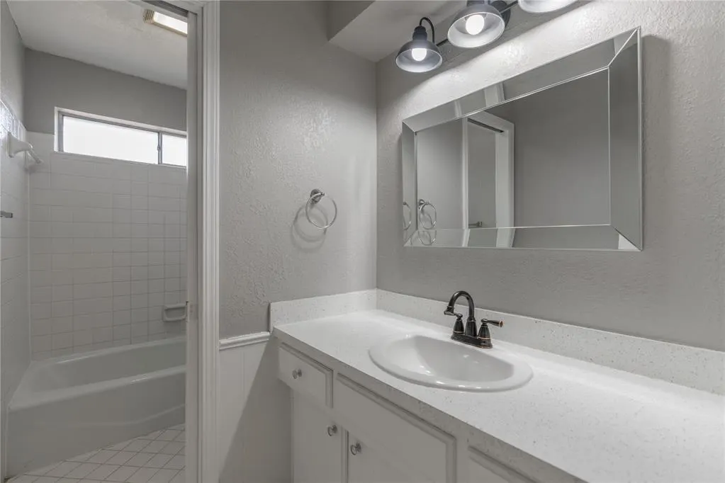 Photo 33 — 12304 Green Valley Drive, Oklahoma City, OK 73120