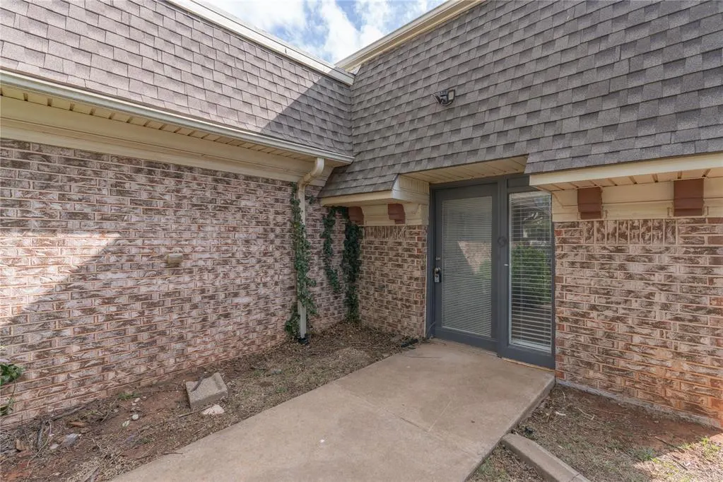 Photo 38 — 12304 Green Valley Drive, Oklahoma City, OK 73120