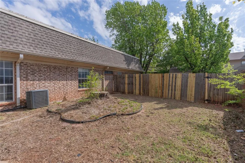 Photo 40 — 12304 Green Valley Drive, Oklahoma City, OK 73120