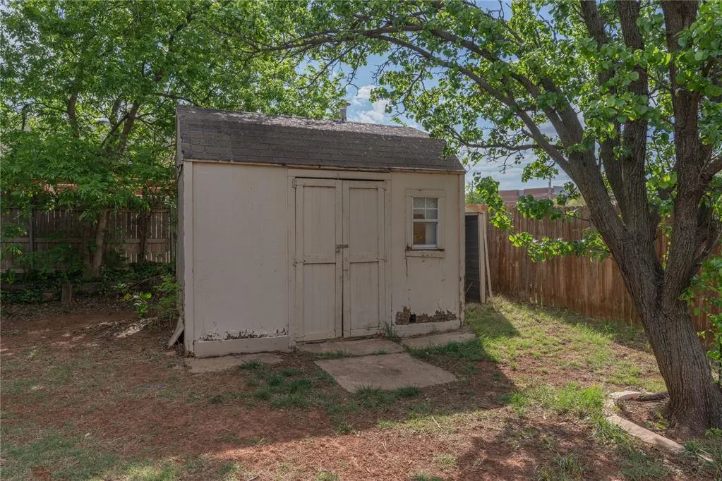 Photo 41 — 12304 Green Valley Drive, Oklahoma City, OK 73120