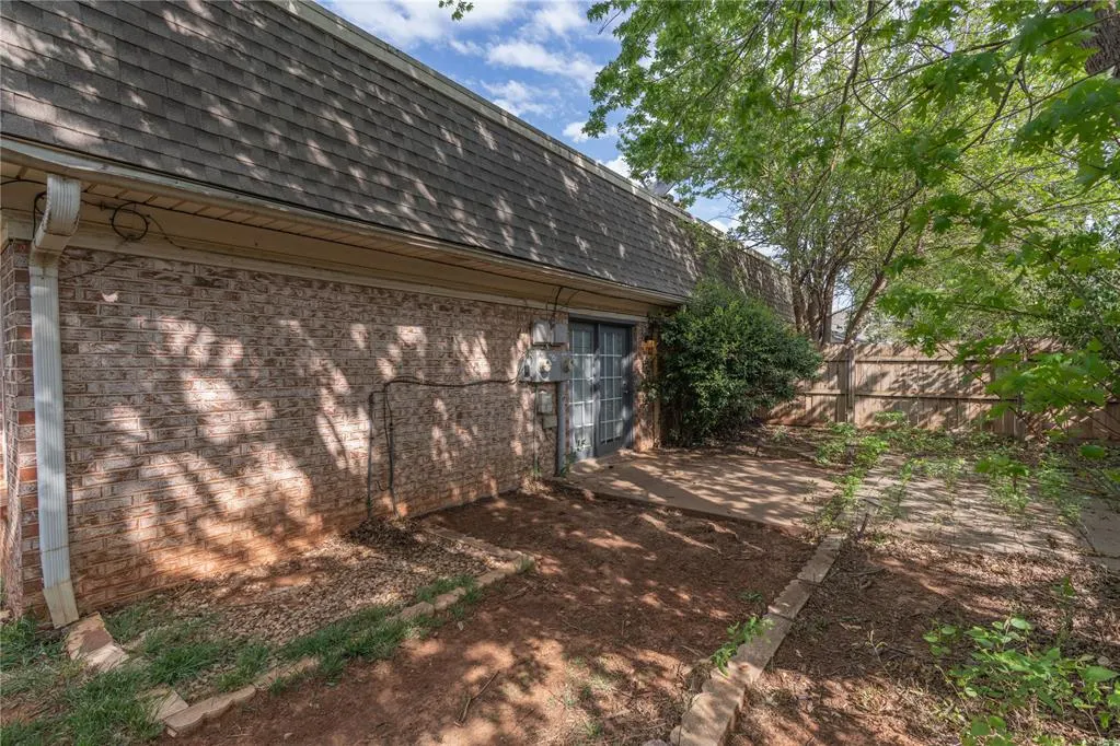 Photo 43 — 12304 Green Valley Drive, Oklahoma City, OK 73120