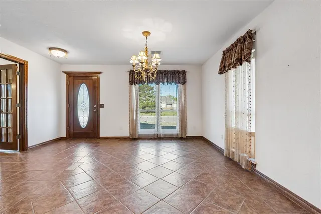Photo 8 — 4300 Stonehaven Drive, Del City, OK 73115