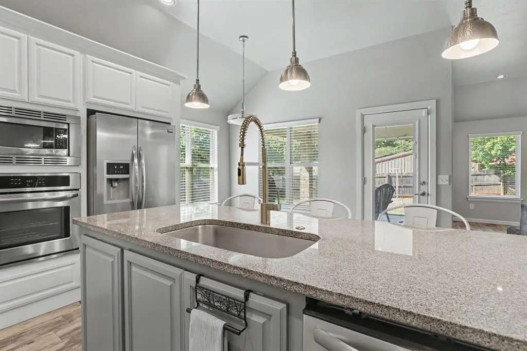 Photo 13 — 8551 Three Oaks Road, Edmond, OK 73025