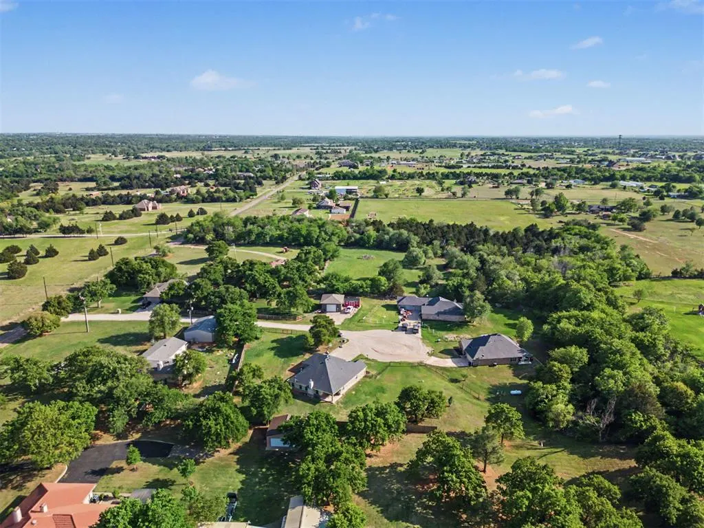 Photo 43 — 8551 Three Oaks Road, Edmond, OK 73025