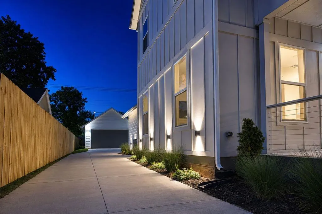 Photo 5 — 225 NE 16th Street, Oklahoma City, OK 73104
