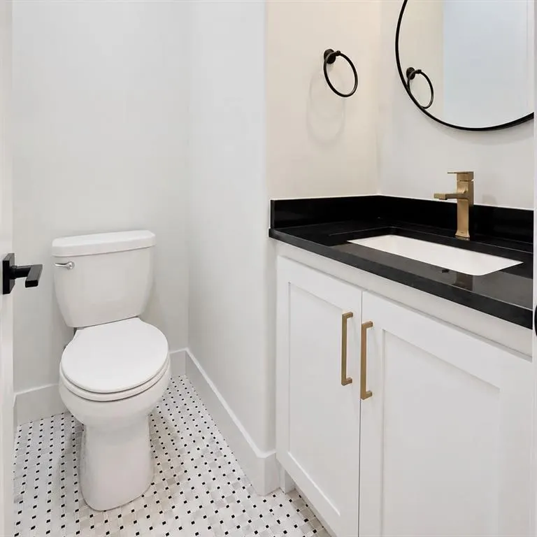 Photo 13 — 225 NE 16th Street, Oklahoma City, OK 73104
