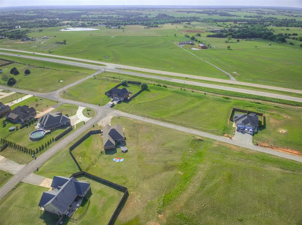 Photo 8 — 4580 Whitetail Drive, Guthrie, OK 73044