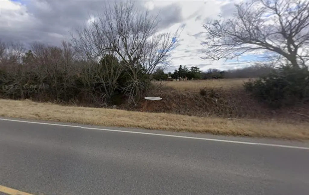 Photo 3 — Highway 62 Highway, Anadarko, OK 73005