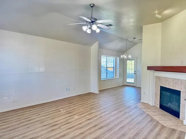 Photo 3 — 17609 Gold Drive, Edmond, OK 73012