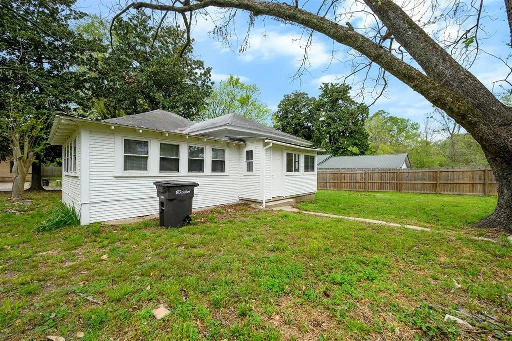 Photo 42 — 108 N Costilow Street, Broken Bow, OK 74728