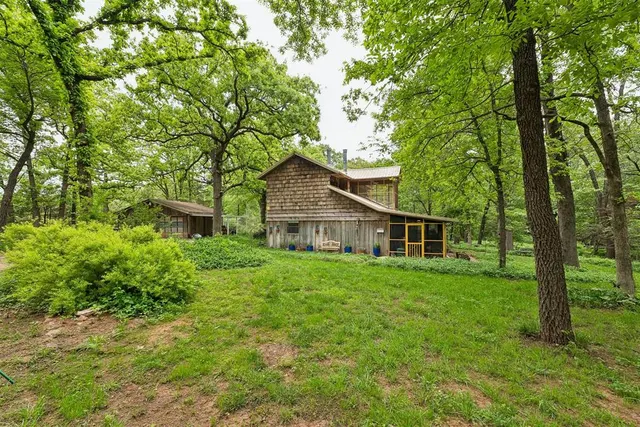 Photo 4 — 2725 Cabin Road, Norman, OK 73026