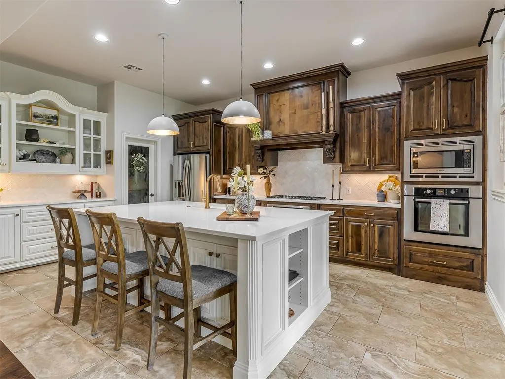 Photo 10 — 2554 Rivanna Way, Edmond, OK 73034