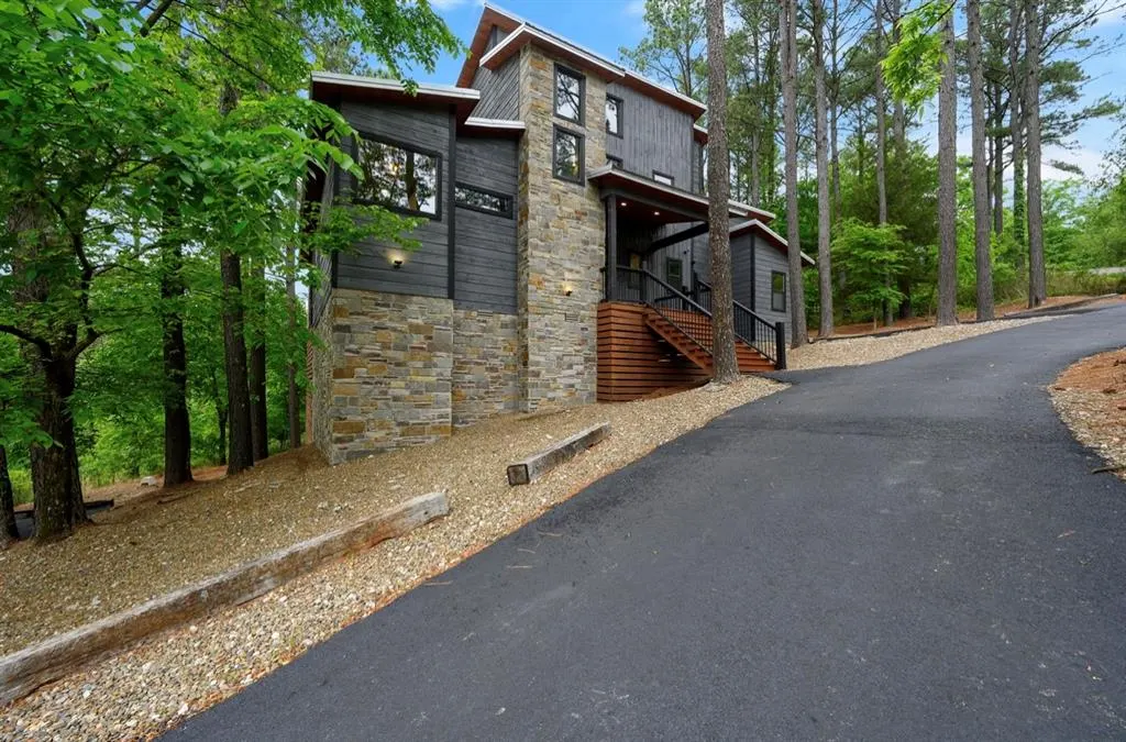 Photo 2 — 245 Gnarly Maple Trail, Broken Bow, OK 74728