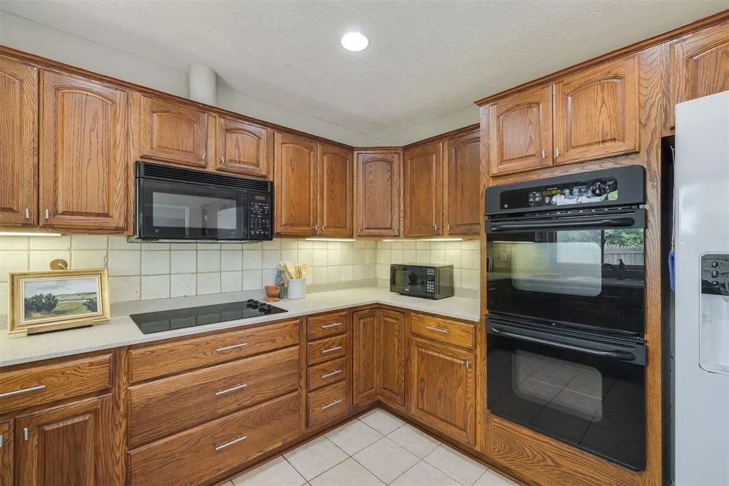 Photo 19 — 600 Country Side Trail, Edmond, OK 73012