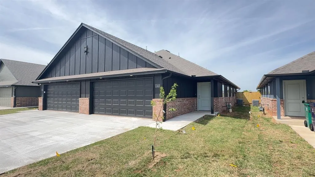 Photo 2 — 11415 University Drive, Oklahoma City, OK 73114