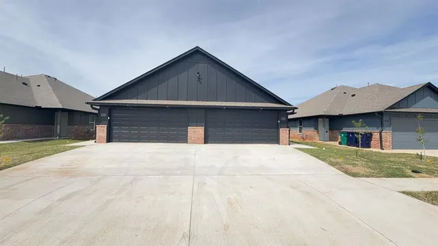 Photo 3 — 11415 University Drive, Oklahoma City, OK 73114