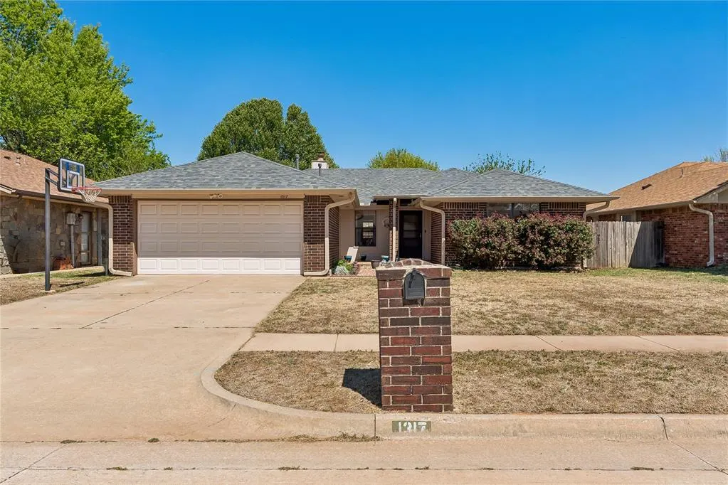 Front exterior — 1317 Oswego Drive, Yukon, OK 73099