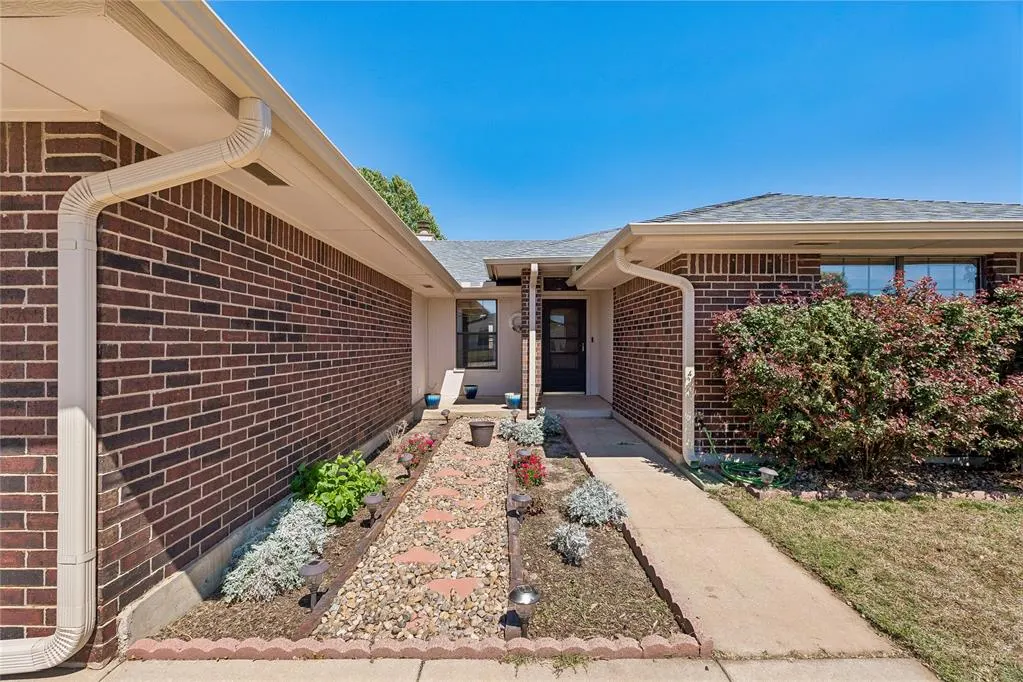 Photo 3 — 1317 Oswego Drive, Yukon, OK 73099