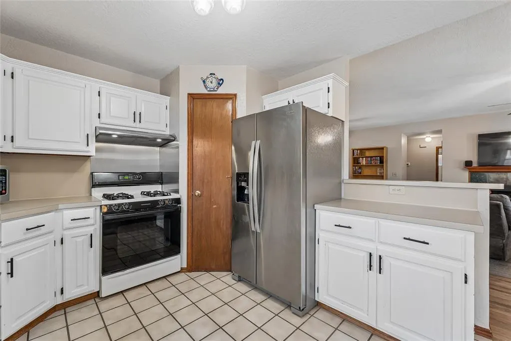 Photo 11 — 1317 Oswego Drive, Yukon, OK 73099