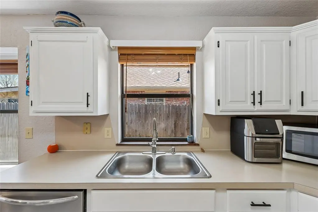 Photo 14 — 1317 Oswego Drive, Yukon, OK 73099