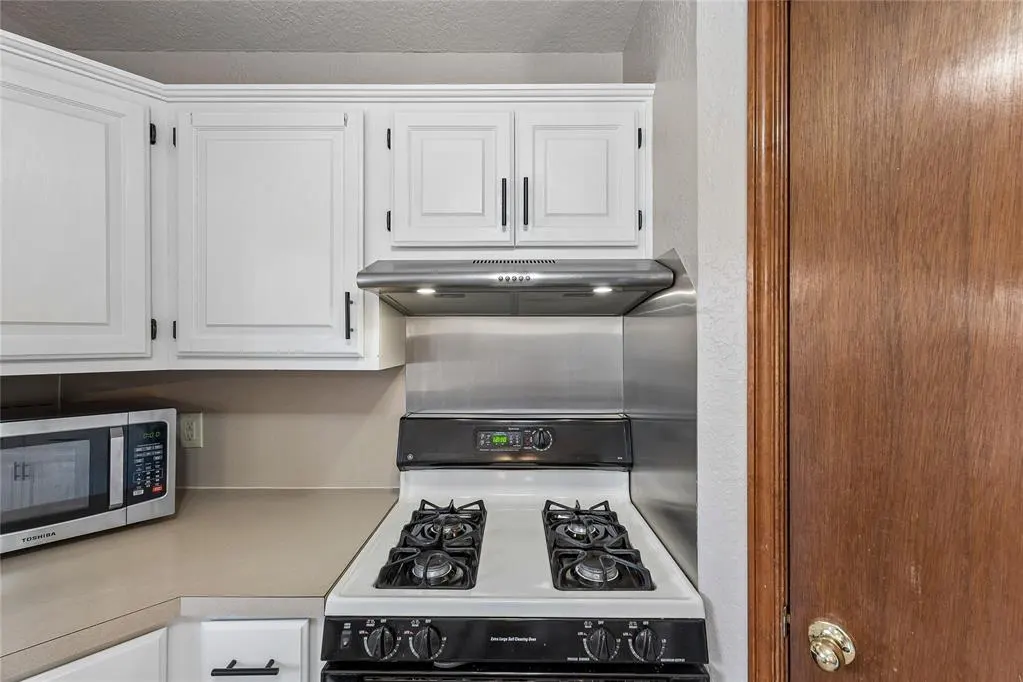 Photo 15 — 1317 Oswego Drive, Yukon, OK 73099