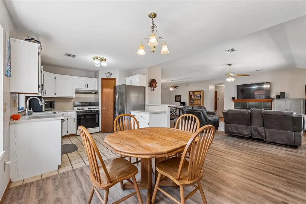 Photo 18 — 1317 Oswego Drive, Yukon, OK 73099