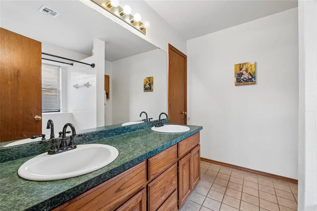 Photo 21 — 1317 Oswego Drive, Yukon, OK 73099