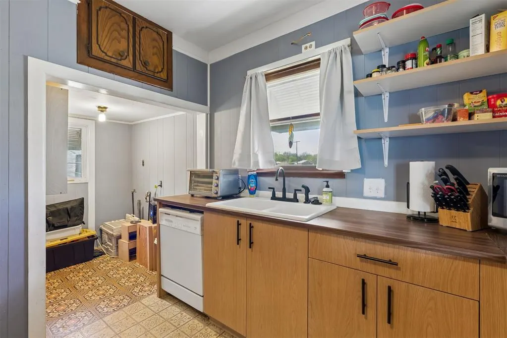 Photo 12 — 1011 W Mansur Avenue, Guthrie, OK 73044