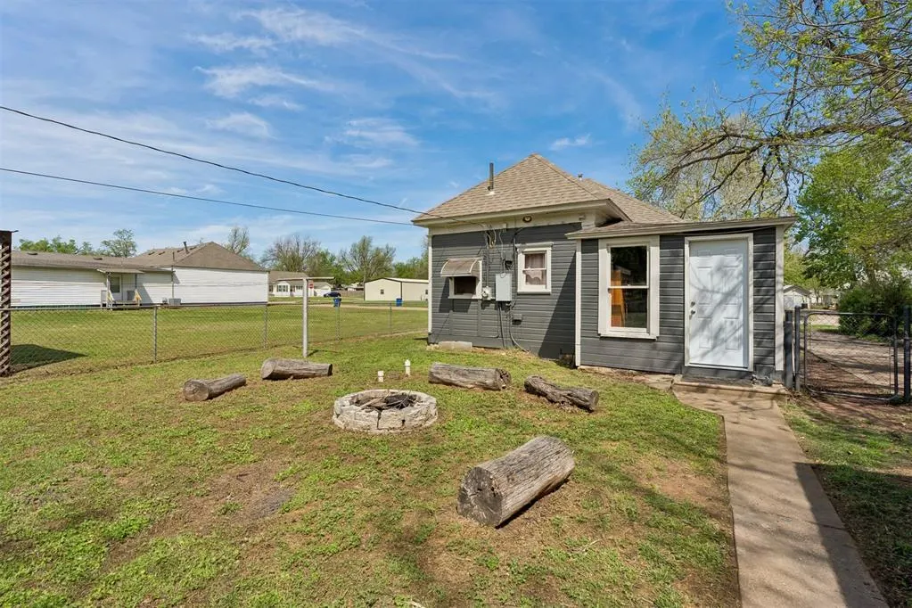 Photo 31 — 1011 W Mansur Avenue, Guthrie, OK 73044
