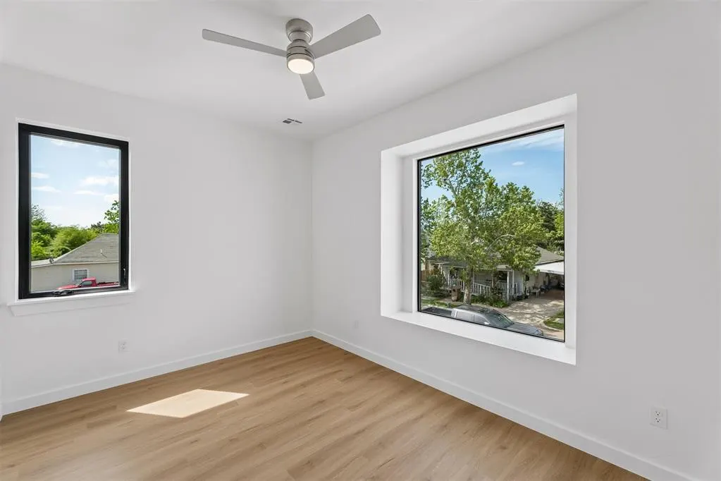 Photo 32 — 1404 NW 6th Street, Oklahoma City, OK 73106