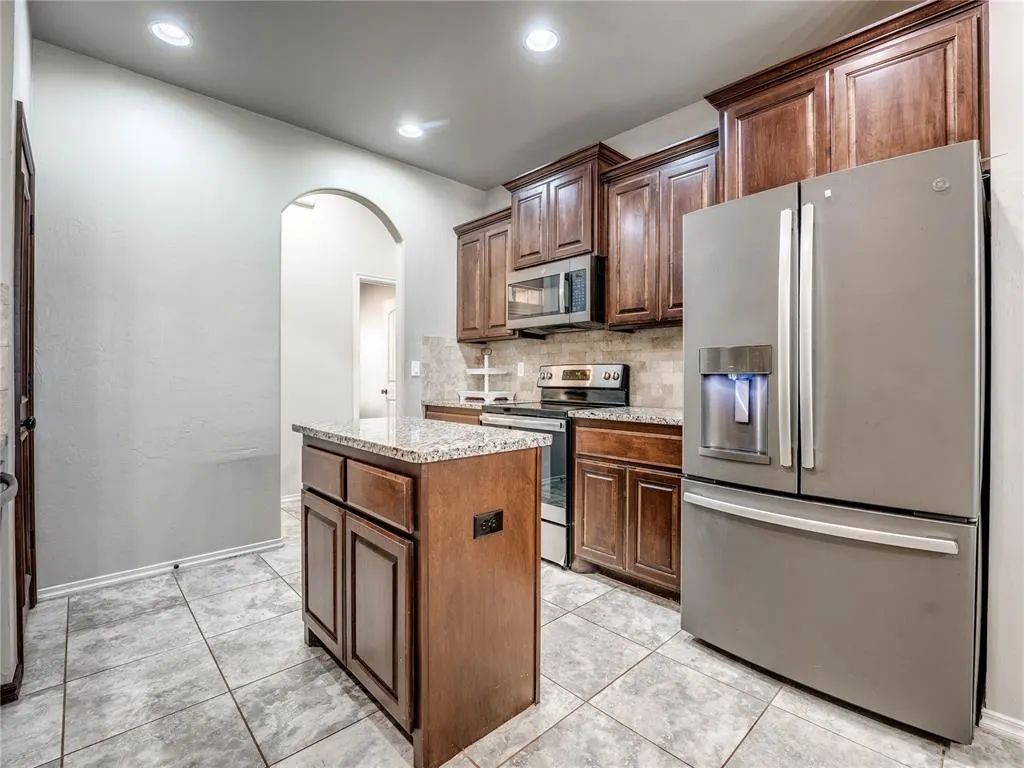 Photo 11 — 5774 Timberland Crossing, Guthrie, OK 73044