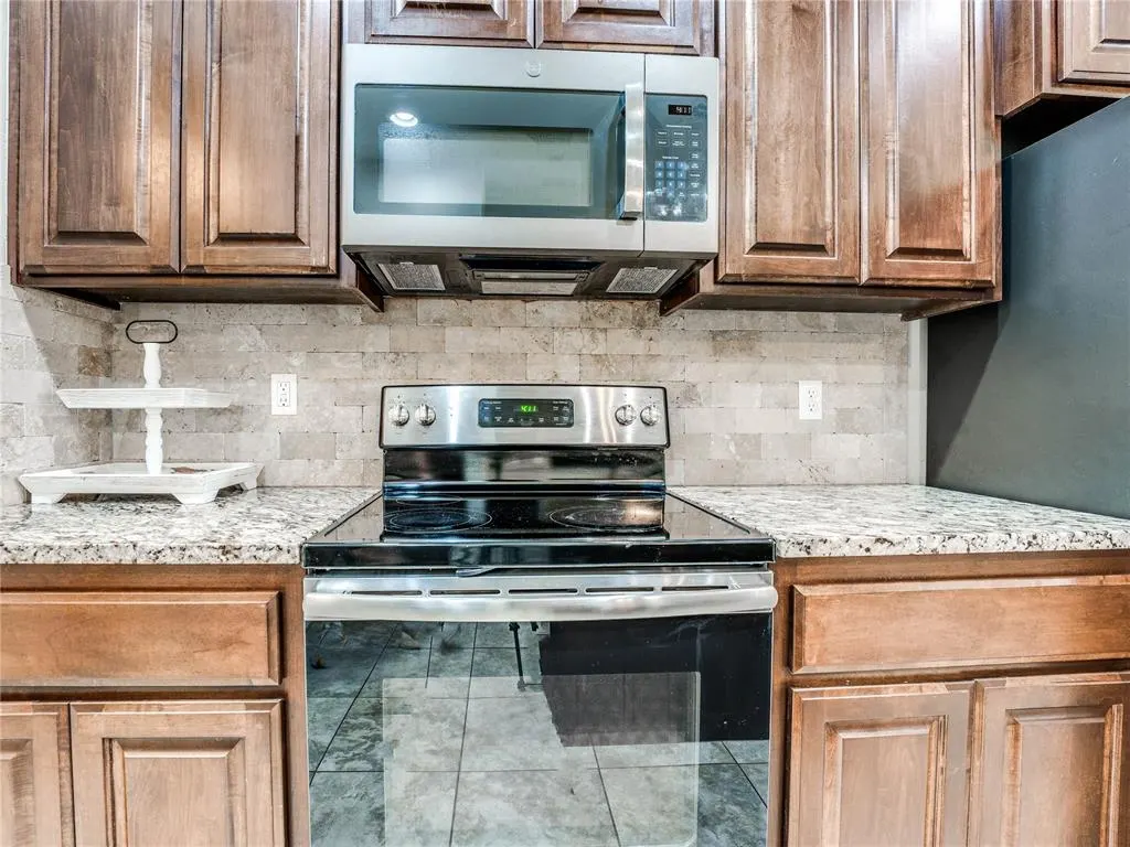 Photo 19 — 5774 Timberland Crossing, Guthrie, OK 73044