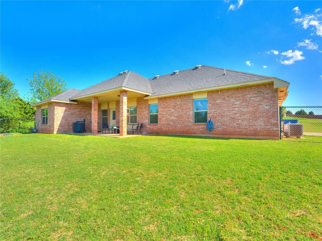 Photo 36 — 5774 Timberland Crossing, Guthrie, OK 73044