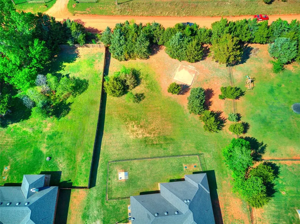Photo 41 — 5774 Timberland Crossing, Guthrie, OK 73044