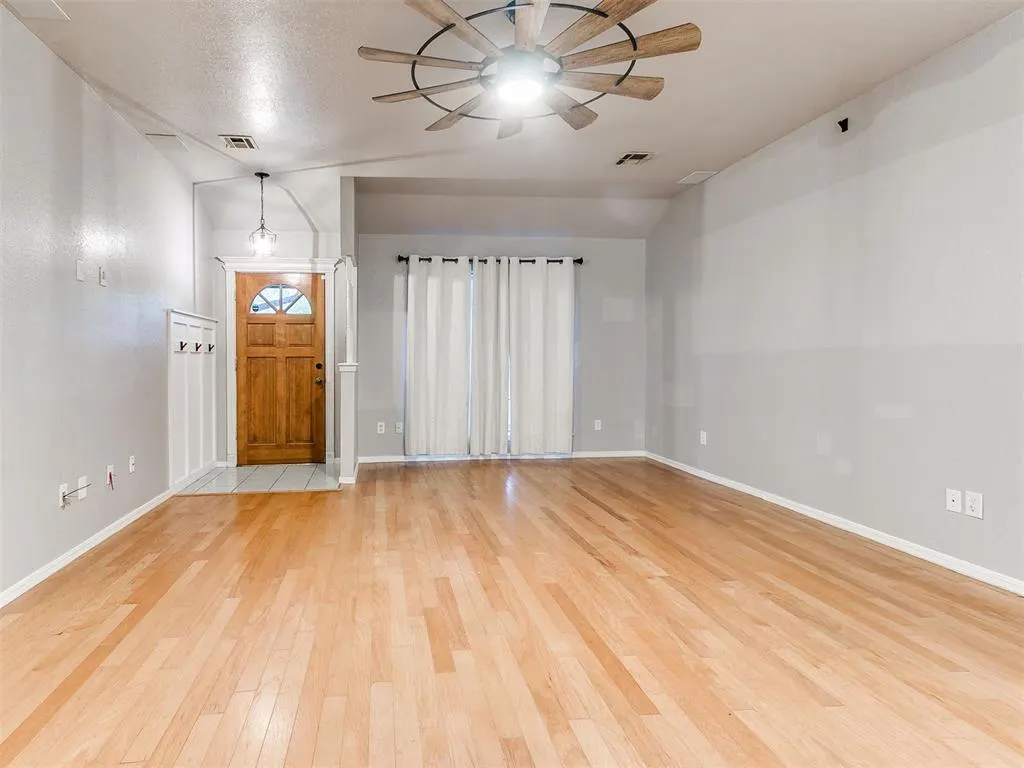 Photo 7 — 3400 Clarke Street, Choctaw, OK 73020