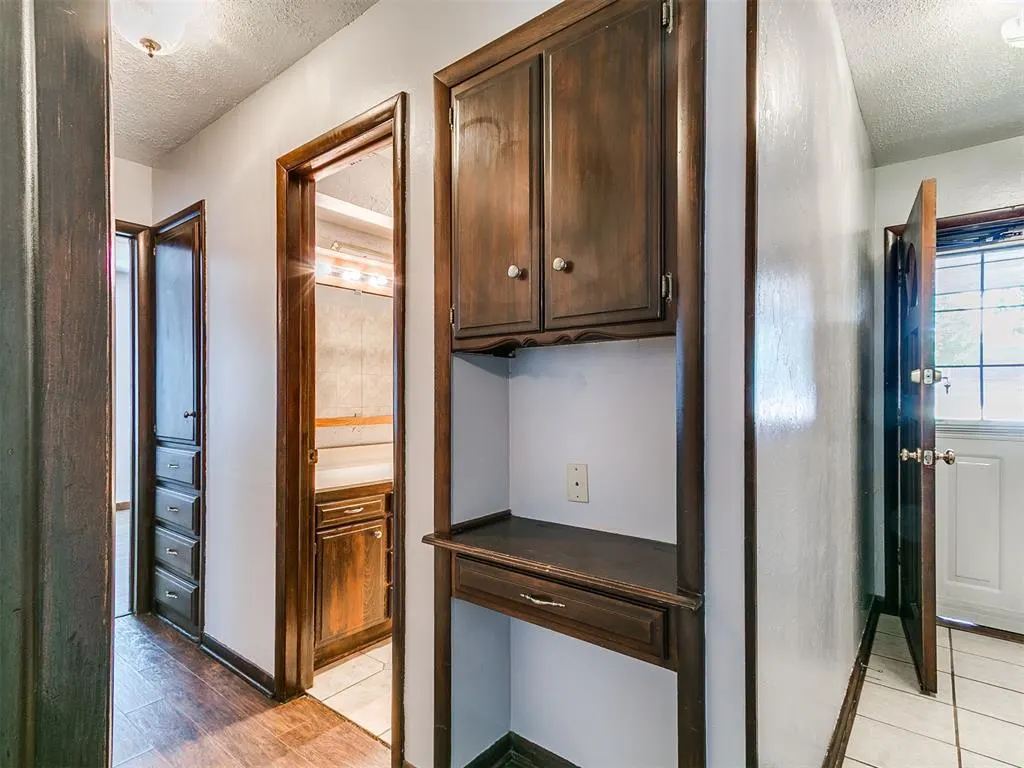 Photo 9 — 5004 N Warren Avenue, Oklahoma City, OK 73112