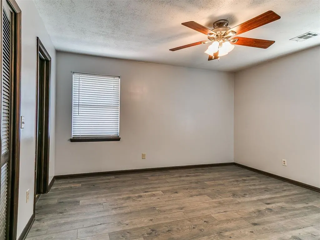 Photo 18 — 5004 N Warren Avenue, Oklahoma City, OK 73112
