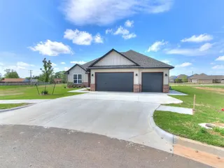 Sold home at 2801 Summit Hollow Circle