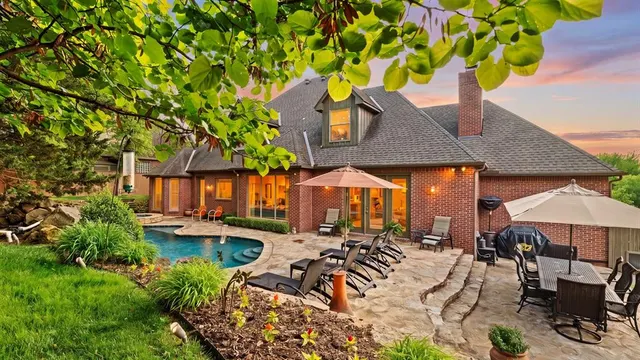 Photo 4 — 3708 Hunters Creek Road, Edmond, OK 73003