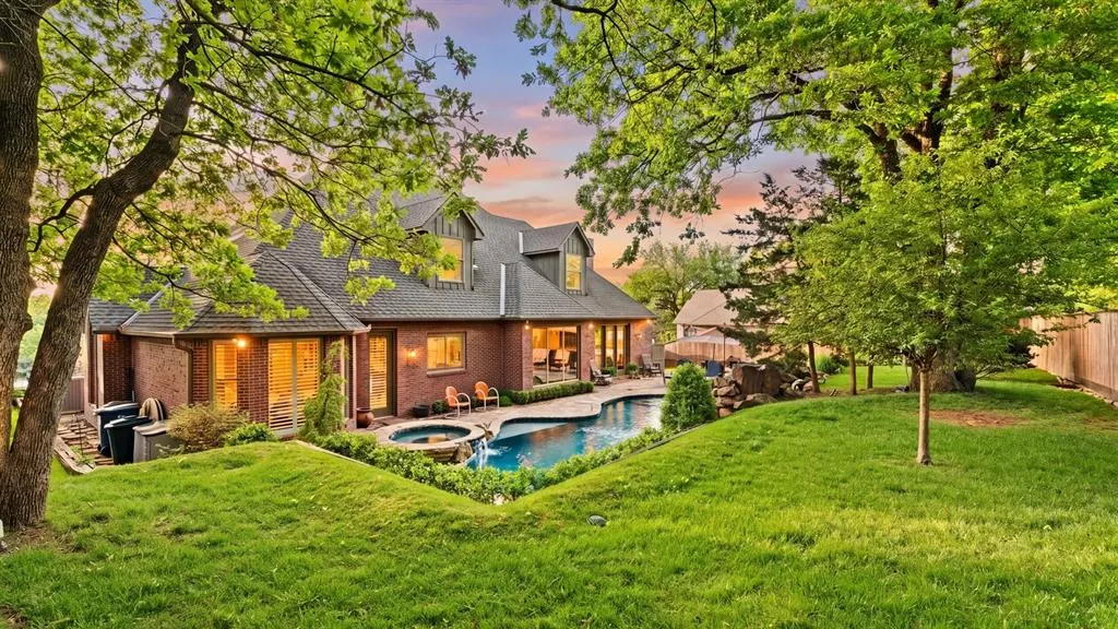 Photo 5 — 3708 Hunters Creek Road, Edmond, OK 73003